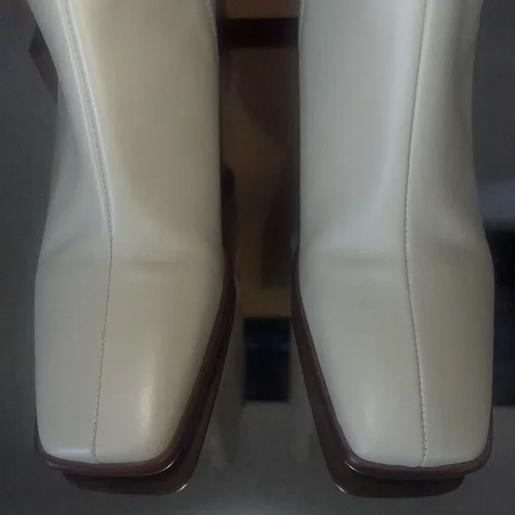 Alohas East Off White boots size 39 - Picture 4 of 9